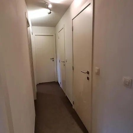Sans Souci Superior - Ruim, Lichtrijk Met Prive Parking Apartment