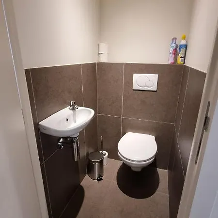 Apartment Sans Souci Superior - Ruim, Lichtrijk Met Prive Parking *