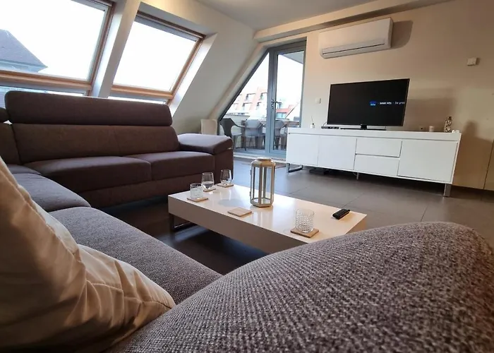 Sans Souci Superior - Ruim, Lichtrijk Met Prive Parking Апартаменты *